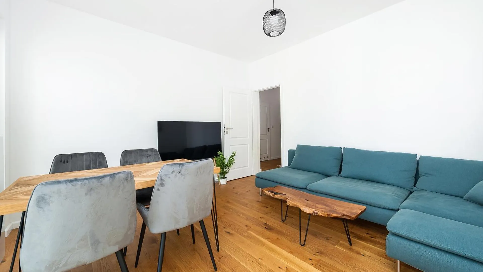 Apartamenty Sun & Snow Rakowicka Steam Park Krakow 0*,  Poland